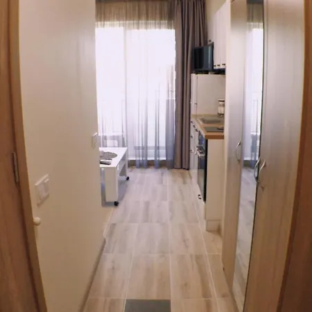 Bright&Modern studio with FREE parking до Очна клиника Света Петка УМБАЛ Света Марина Технически университет